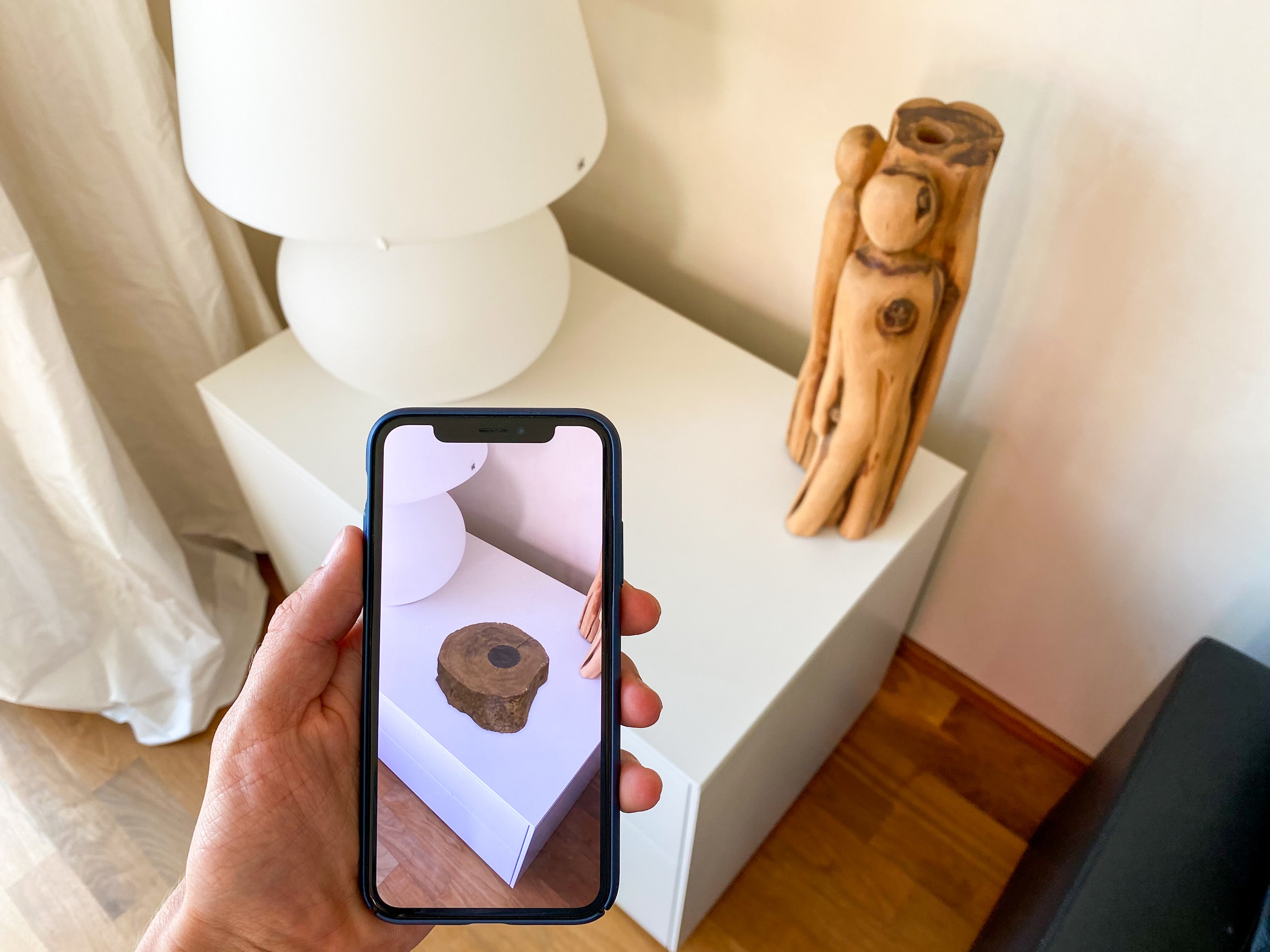 Augmented Reality: Reshaping the Retail Experience
