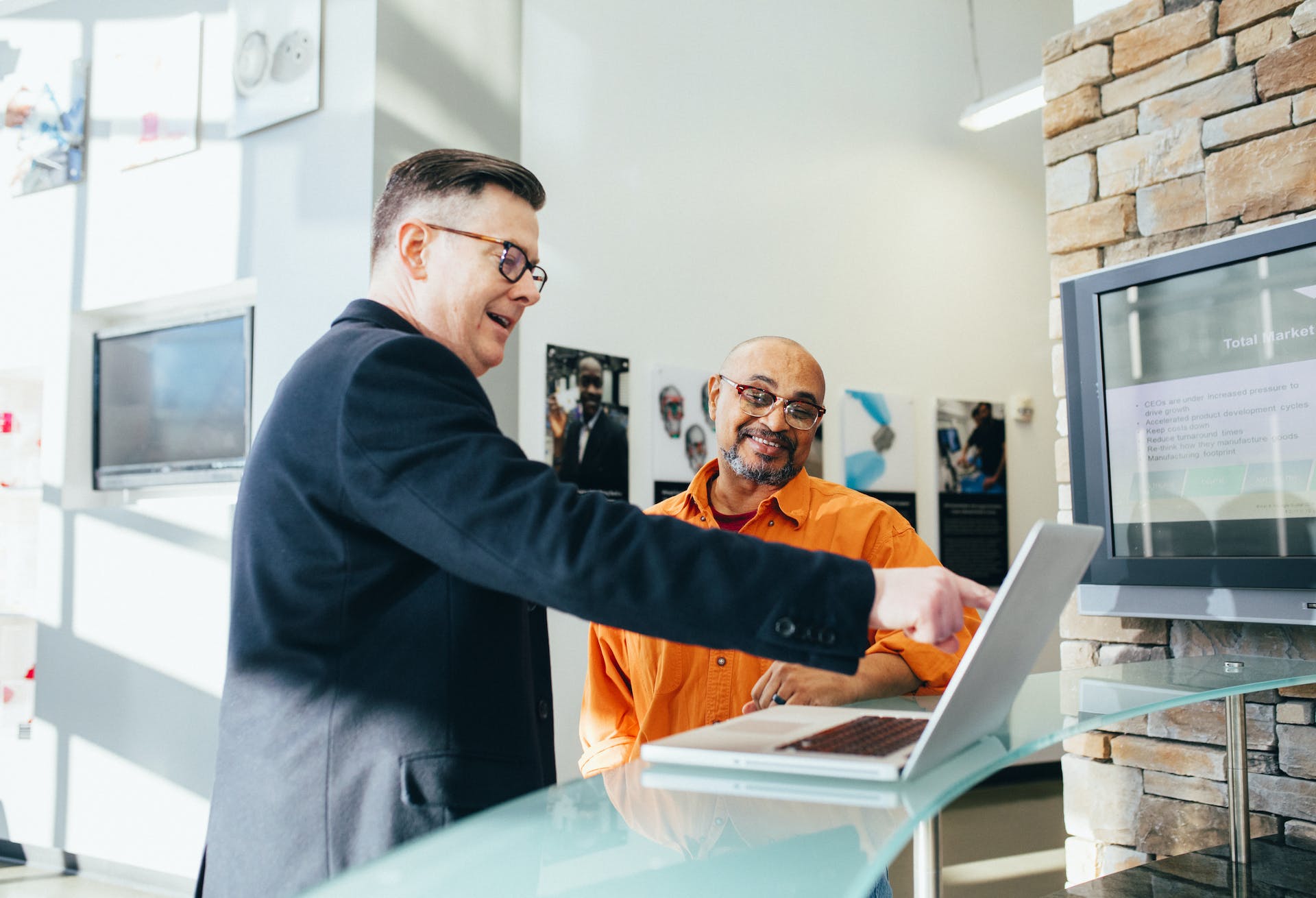 Omnichannel Engagement: How to Seamlessly Connect with Customers